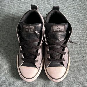 Boys’ converse, gray textile upper.